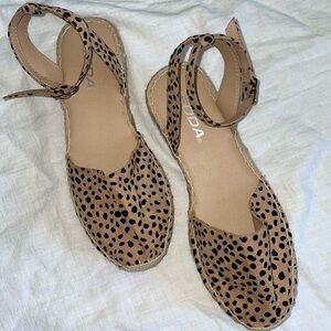 NWOT! Cheetah Print Espradille. Size 7